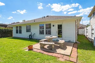 11419 Bandera Valley Ct, Houston, TX 77089 - Photo 35