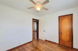 409 N Parrish St, Angleton, TX 77515 - Photo 19