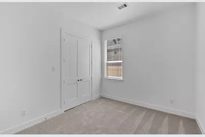 15035 Mission Avenue, Mont Belvieu, TX 77523 - Photo 29
