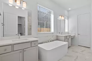 15035 Mission Ave, Mont Belvieu, TX 77523 - Photo 7