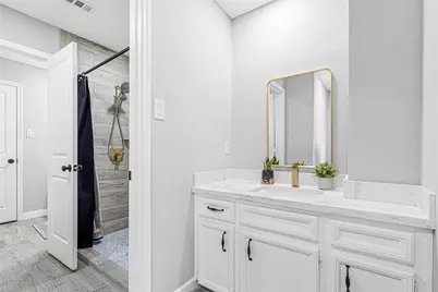 5718 Green Springs Drive, Houston, TX 77066 - Photo 25