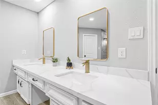 5718 Green Springs Dr, Houston, TX 77066 - Photo 33