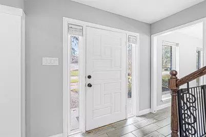 5718 Green Springs Drive, Houston, TX 77066 - Photo 5