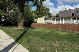 0 Genesee St, Houston, TX 77006 - Photo 1