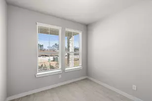 2028 Sugarberry Gully Ln, Conroe, TX 77301 - Photo 11