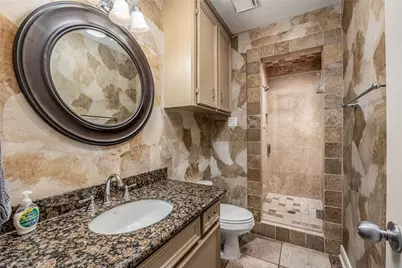 422 S Burnett Drive, Baytown, TX 77520 - Photo 31