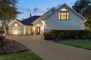 422 S Burnett Dr, Baytown, TX 77520 - Photo 3