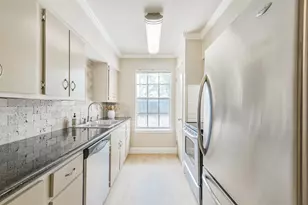9003 Gaylord St, Houston, TX 77024 - Photo 9
