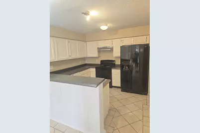 6319 Cattails Lane #63, Houston, TX 77035 - Photo 5