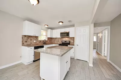 11915 Binghampton Drive, Houston, TX 77089 - Photo 11
