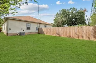 235 Calloway St, Houston, TX 77029 - Photo 3