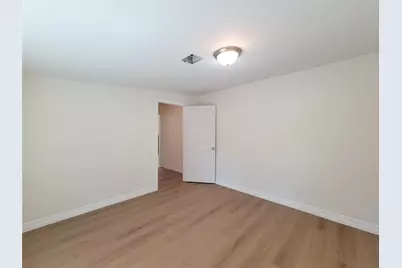 1311 Jefferson, Baytown, TX 77520 - Photo 17