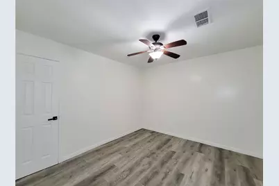 1311 Jefferson, Baytown, TX 77520 - Photo 23