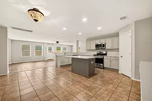 13822 Calm Wind Way Way, Houston, TX 77045 - Photo 11