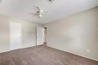13822 Calm Wind Way Way, Houston, TX 77045 - Photo 29