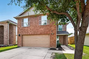 13822 Calm Wind Way Way, Houston, TX 77045 - Photo 3