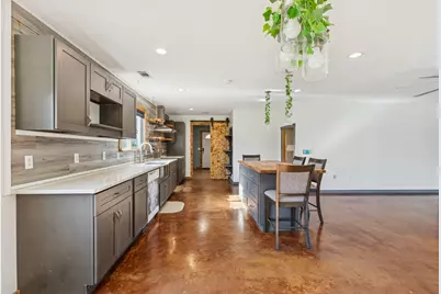 392 Robert E Lee Lane, Livingston, TX 77351 - Photo 9