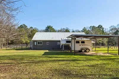 392 Robert E Lee Lane, Livingston, TX 77351 - Photo 5