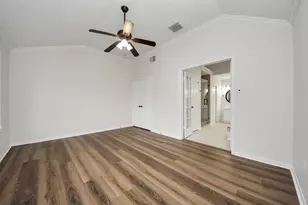 903 Heathgate Dr, Houston, TX 77062 - Photo 13