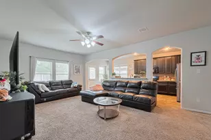 310 Gulf Winds Dr, Bacliff, TX 77518 - Photo 13