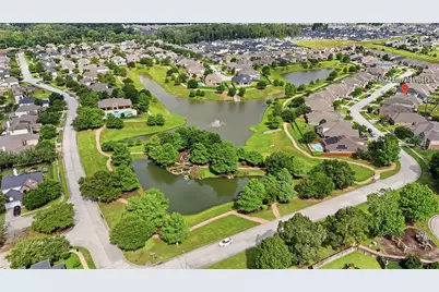24522 Emerald Pool Falls Drive, Tomball, TX 77375 - Photo 35
