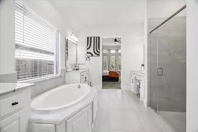 14822 Kingsford Willow Lane, Cypress, TX 77429 - Photo 17