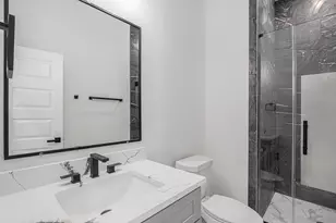 4825 Pederson St, Houston, TX 77033 - Photo 11
