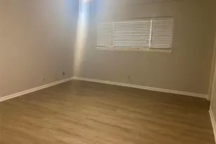 102 Mulberry St, Lake Jackson, TX 77566 - Photo 7