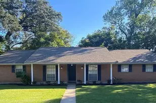 102 Mulberry St, Lake Jackson, TX 77566 - Photo 17