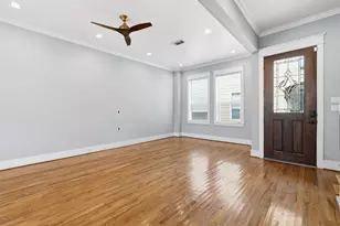 1030 W 16 Th St, Houston, TX 77008 - Photo 9