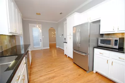 1030 W 16 Th Street, Houston, TX 77008 - Photo 9