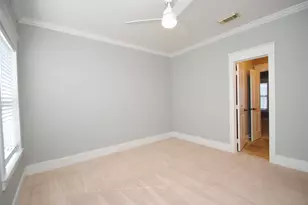 1030 W 16 Th St, Houston, TX 77008 - Photo 15