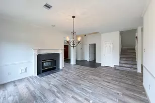 14815 Thomas Mill Ln, Sugar Land, TX 77498 - Photo 3