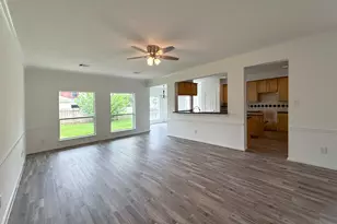 14815 Thomas Mill Ln, Sugar Land, TX 77498 - Photo 5