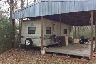 320 Alvina Ulich St, Somerville, TX 77879 - Photo 5