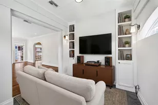 509 Gale St, Houston, TX 77009 - Photo 9