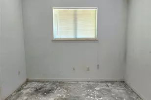 808 Willow Ave, Cleveland, TX 77327 - Photo 13