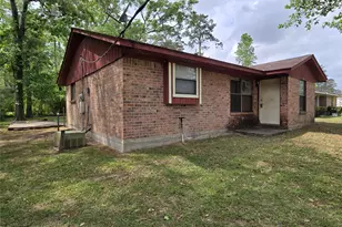 808 Willow Ave, Cleveland, TX 77327 - Photo 3