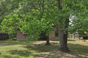 808 Willow Ave, Cleveland, TX 77327 - Photo 5