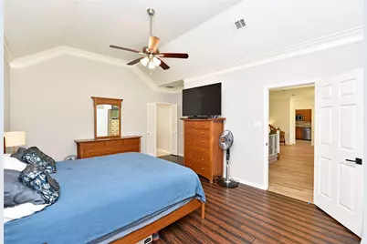 1110 Lake Estates Drive, Sugar Land, TX 77498 - Photo 23