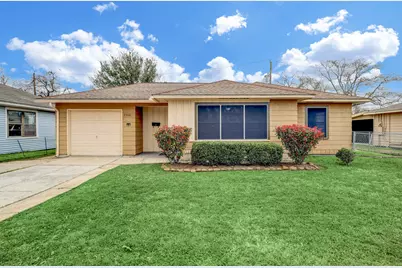2100 Ontario Street, Baytown, TX 77520 - Photo 1