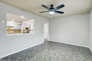 2100 Ontario St, Baytown, TX 77520 - Photo 3