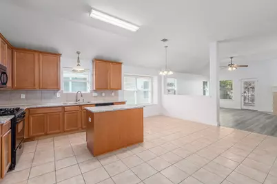 21565 Duke Alexander Drive, Kingwood, TX 77339 - Photo 7