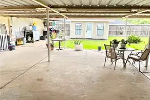 405 Wild Plum St, Houston, TX 77013 - Photo 5