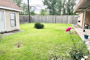 405 Wild Plum St, Houston, TX 77013 - Photo 3