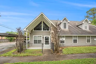 211 Hunt Rd, Baytown, TX 77521 - Photo 23