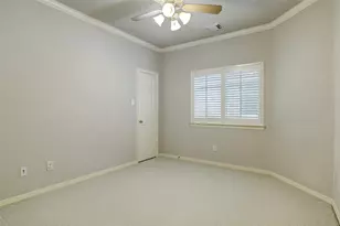 1302 W Park At Shady Villa, Houston, TX 77055 - Photo 13