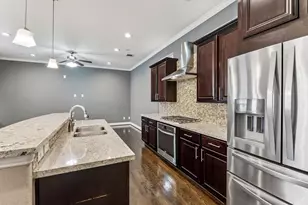 1113 W 18th St, Houston, TX 77008 - Photo 17