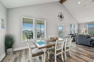 4207 Navarro Drive, Galveston, TX 77554 - Photo 11