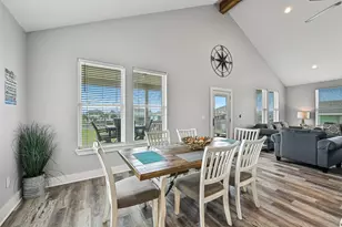 4207 Navarro Dr, Galveston, TX 77554 - Photo 11